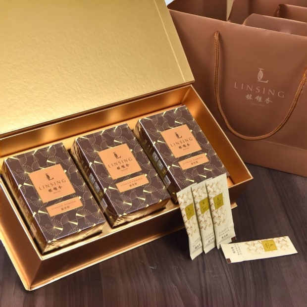 銀杏粉隨身包禮盒主圖2.jpeg 銀杏粉隨身包禮盒主圖2.jpeg